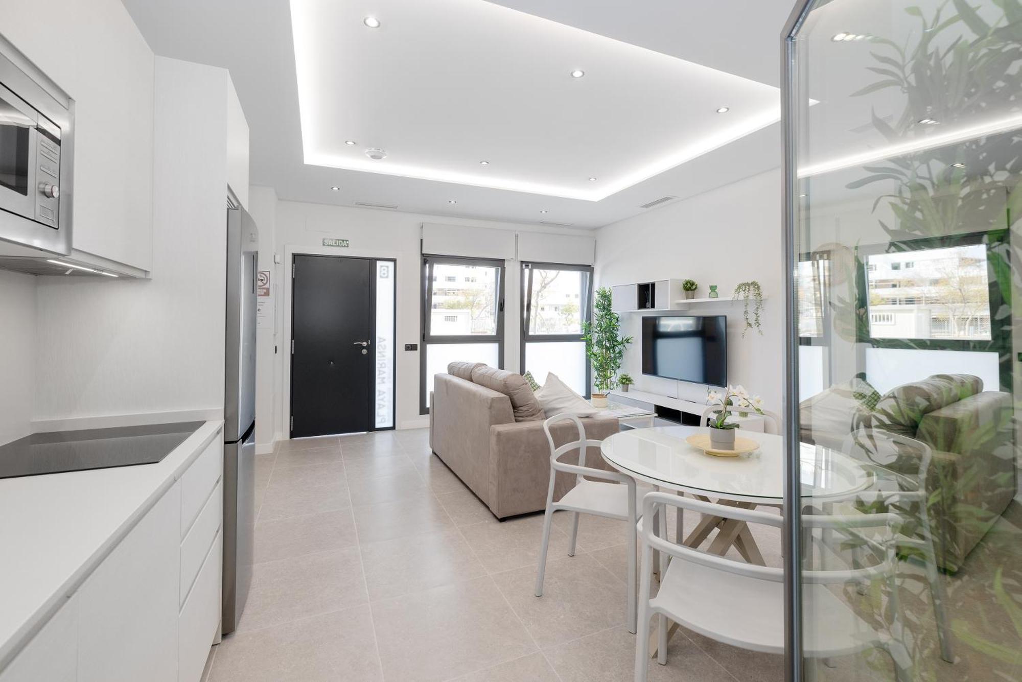 Apartamentos Turisticos Playa Marinsa Торе дел Мар Екстериор снимка