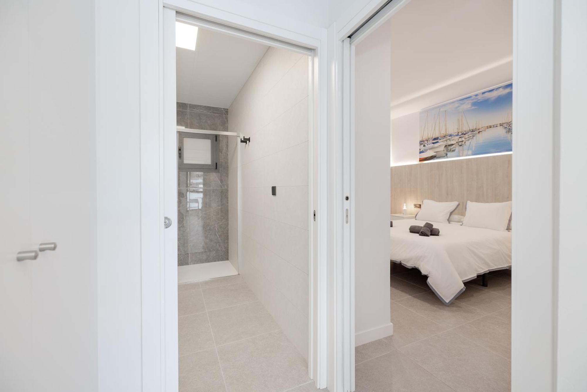 Apartamentos Turisticos Playa Marinsa Торе дел Мар Екстериор снимка