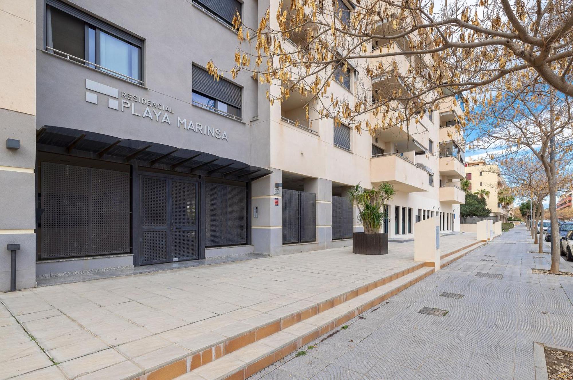 Apartamentos Turisticos Playa Marinsa Торе дел Мар Екстериор снимка