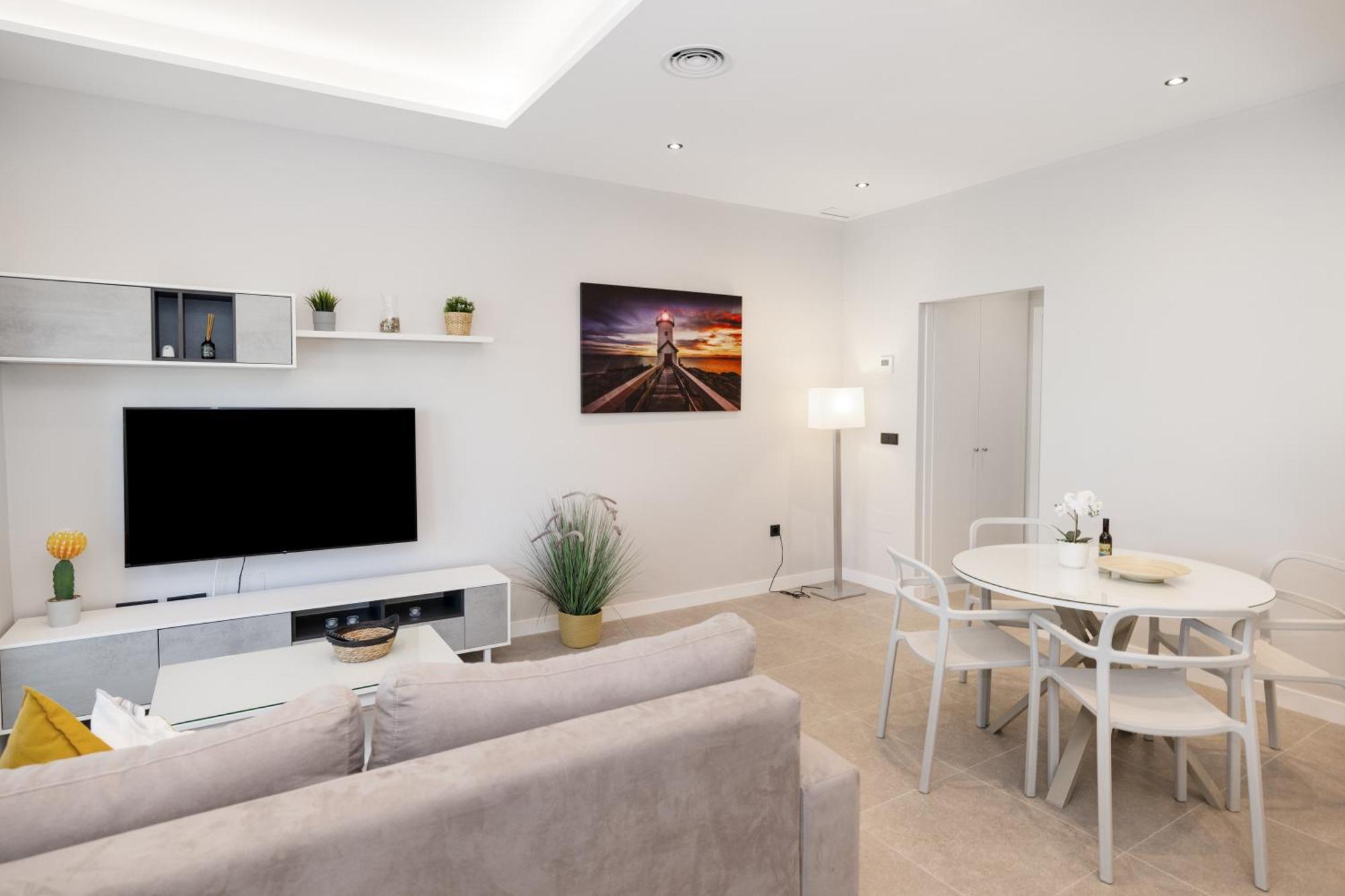 Apartamentos Turisticos Playa Marinsa Торе дел Мар Екстериор снимка