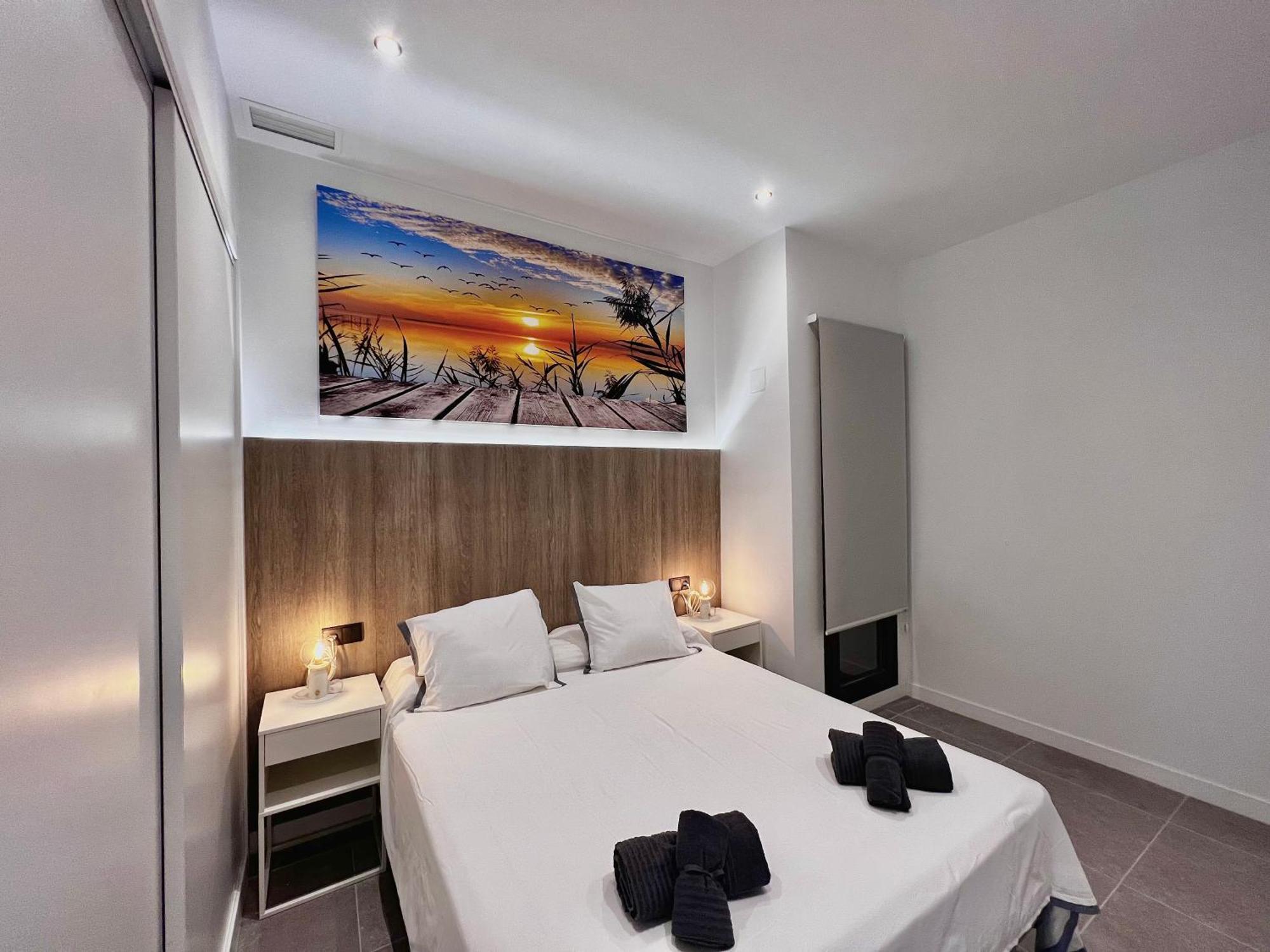 Apartamentos Turisticos Playa Marinsa Торе дел Мар Екстериор снимка