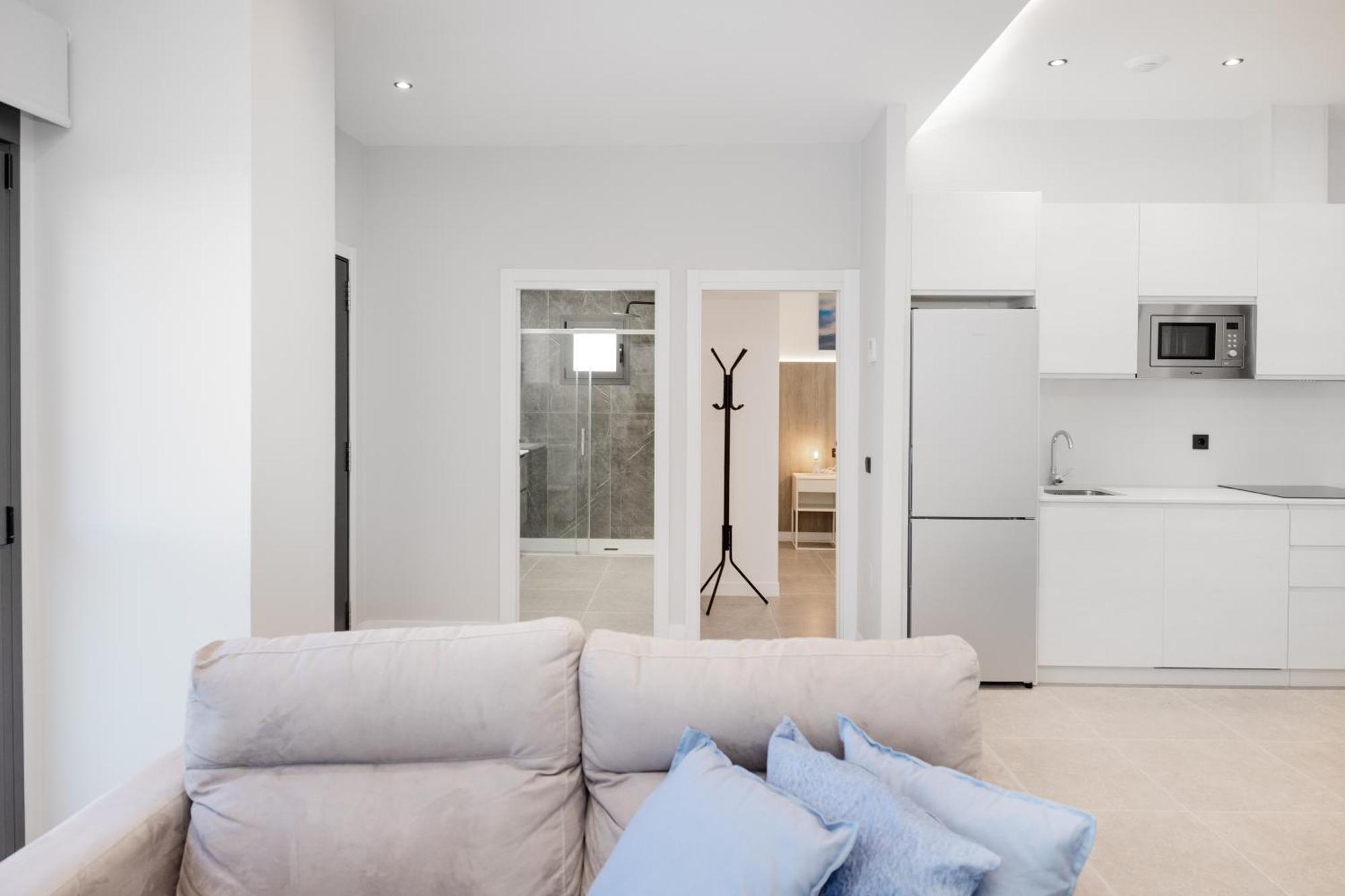 Apartamentos Turisticos Playa Marinsa Торе дел Мар Екстериор снимка