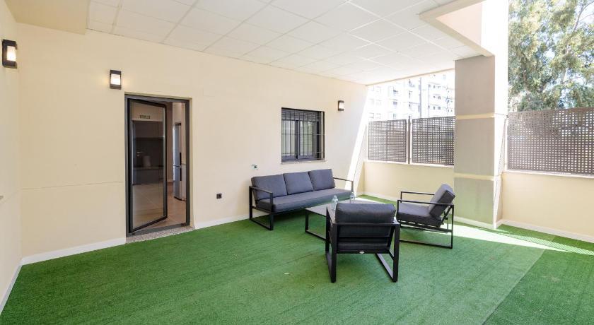 Apartamentos Turisticos Playa Marinsa Торе дел Мар Екстериор снимка